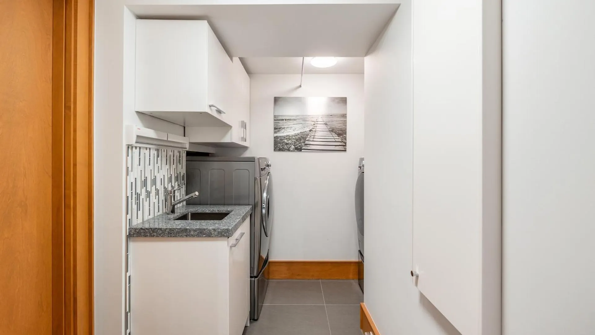 Villa Globalstay. Charming 3 Bedroom House In North York Vaughan Canada